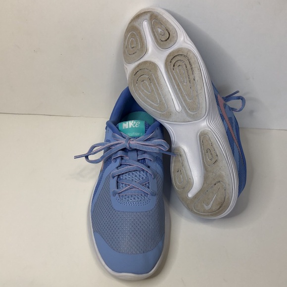 Nike Revolution 4 Royal Pulse Blue Pink Shoe - Picture 7 of 10